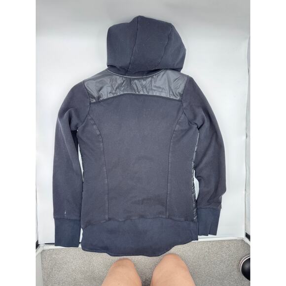 Athleta Insulated Black Hooded Jacket Medium - Picture 6 of 7